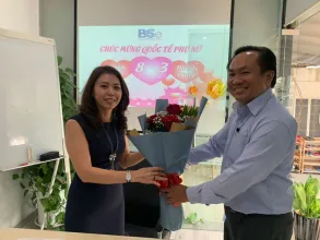 BSe tưng bừng tổ chức lễ kỷ niệm 8/3